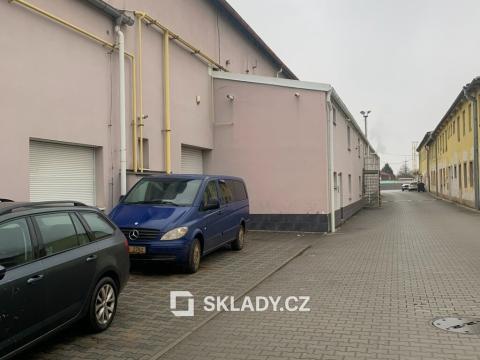 Pronájem skladu, Plzeň, Domažlická, 2700 m2