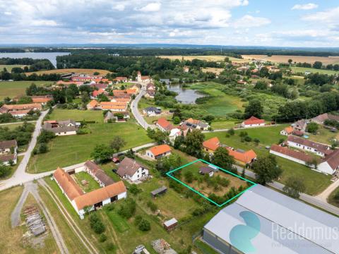 Prodej pozemku pro bydlení, Lišov - Dolní Slověnice, 1000 m2