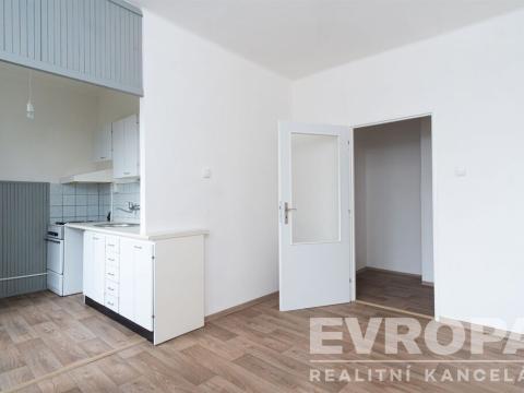 Prodej bytu 2+1, Vrchlabí, Lánovská, 61 m2