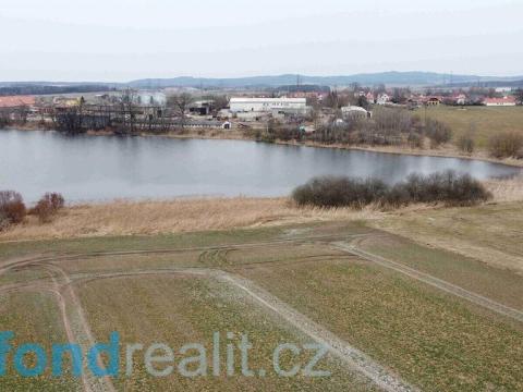 Prodej zemědělské půdy, Dříteň, 11668 m2