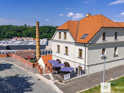 Pronájem restaurace, Mladá Boleslav, Komenského náměstí, 180 m2