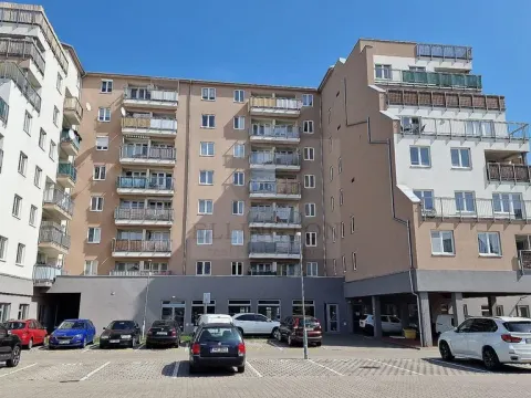 Pronájem bytu 1+kk, Klecany, V Honech, 35 m2