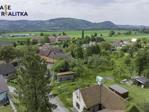 Prodej pozemku, Hranice - Hranice VII-Slavíč, 141 m2