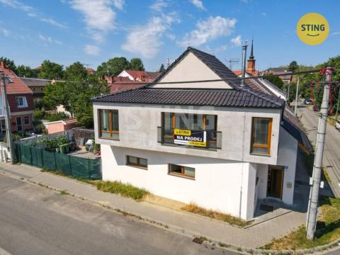 Prodej komerční nemovitosti, Hodonín, Husova, 87 m2