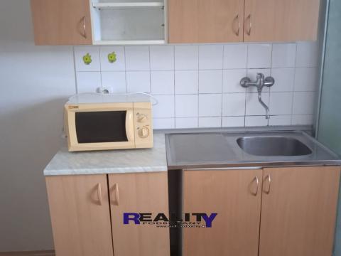 Pronájem bytu 1+kk, Podbořany, Dukelská, 23 m2