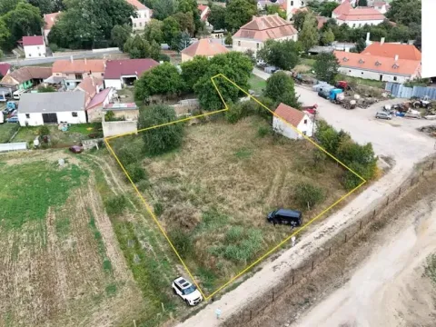 Prodej pozemku pro bydlení, Hostim, 1858 m2