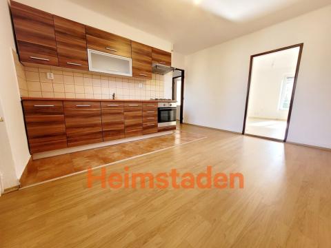 Pronájem bytu 3+1, Havířov - Město, Hlavní třída, 75 m2