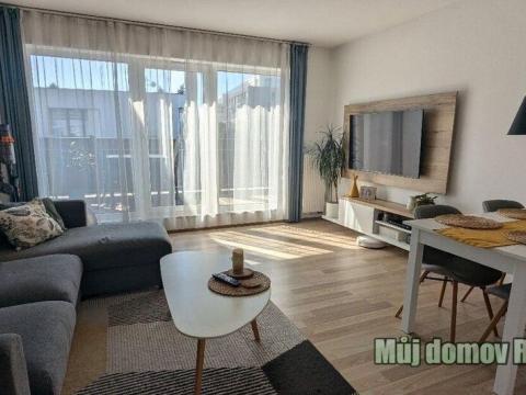 Prodej bytu 2+kk, Praha - Hostavice, Pasecká, 75 m2