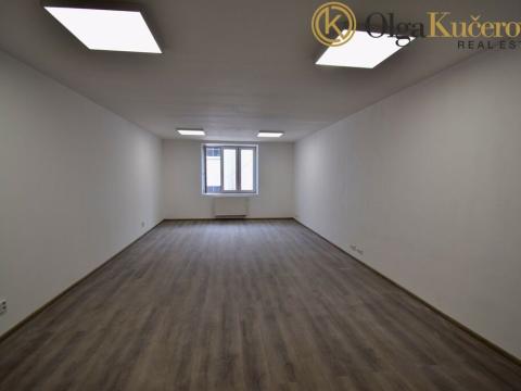 Pronájem kanceláře, Modřice, Brněnská, 102 m2