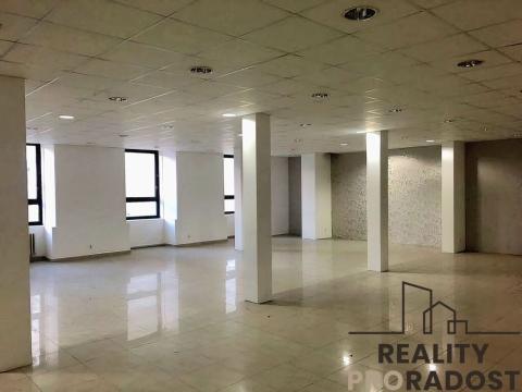 Pronájem obchodního prostoru, Brno, Václavská, 750 m2