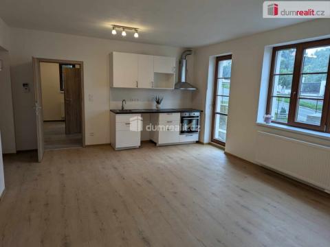 Pronájem bytu 2+kk, Praha - Žižkov, Jeseniova, 58 m2