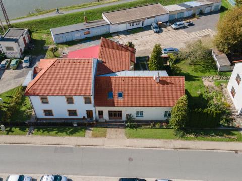 Prodej rodinného domu, Napajedla, Sadová, 300 m2