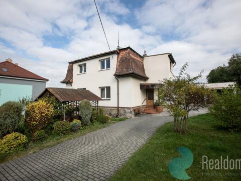 Prodej rodinného domu, Čerčany, Obchodní, 180 m2