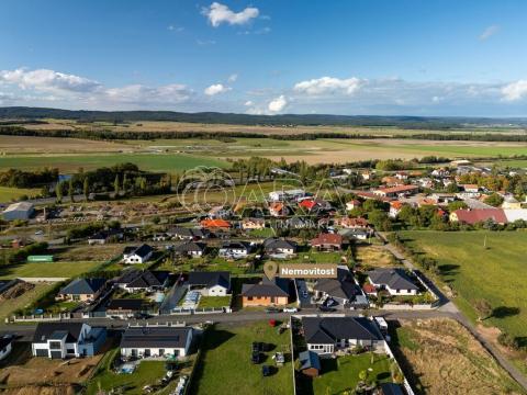 Prodej pozemku pro bydlení, Dlouhá Lhota, 969 m2