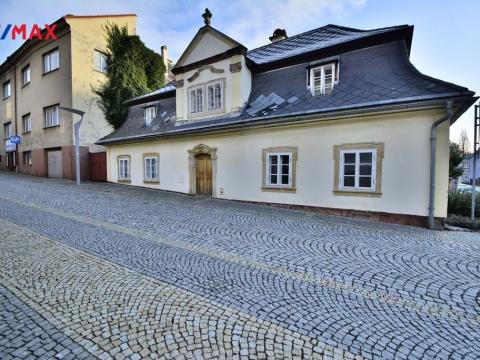 Prodej rodinného domu, Nová Paka, Jiřího z Poděbrad, 200 m2