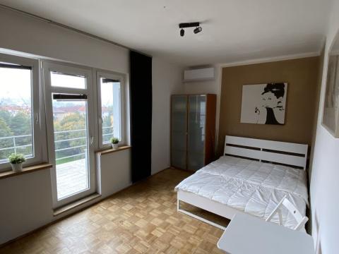 Pronájem bytu 1+kk, Praha - Vysočany, Kolbenova, 39 m2