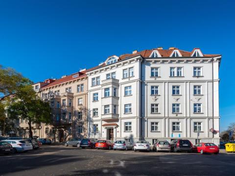 Pronájem kanceláře, Praha - Bubeneč, Puškinovo náměstí, 91 m2