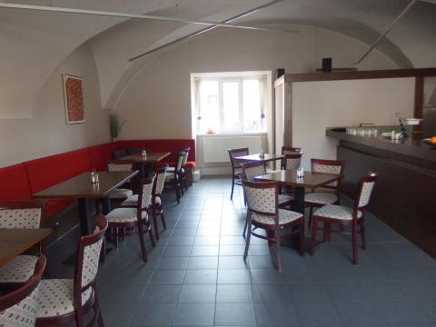 Pronájem restaurace, Napajedla, Masarykovo náměstí, 56 m2