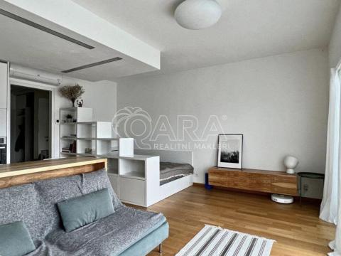 Pronájem bytu 1+kk, Praha - Smíchov, Kobrova, 41 m2