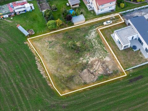 Prodej pozemku pro bydlení, Hosín - Dobřejovice, 1060 m2