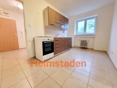 Pronájem bytu 1+1, Havířov - Město, Hlavní třída, 36 m2