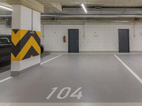 Pronájem garážového stání, Praha - Holešovice, U průhonu, 19 m2