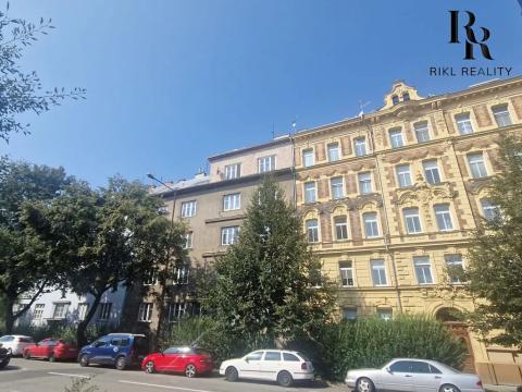 Prodej bytu 2+kk, Olomouc, Husova, 42 m2