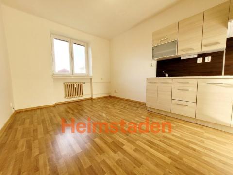 Pronájem bytu 1+kk, Havířov - Město, Vardasova, 24 m2