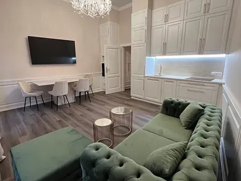 Prodej bytu 2+kk, Karlovy Vary, Zámecký vrch, 41 m2