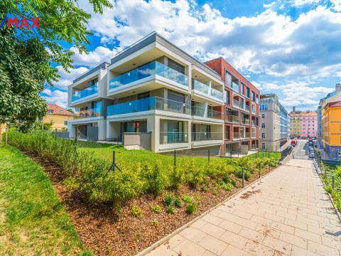 Prodej bytu 2+kk, Praha - Libeň, Kotlaska, 69 m2