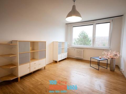 Pronájem bytu 2+kk, Praha - Smíchov, Na pláni, 45 m2