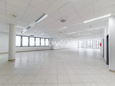 Pronájem kanceláře, Praha - Nové Město, Vodičkova, 300 m2