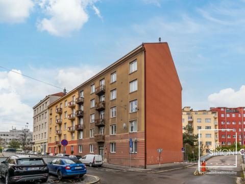 Pronájem bytu 2+1, Praha - Nusle, Lounských, 56 m2