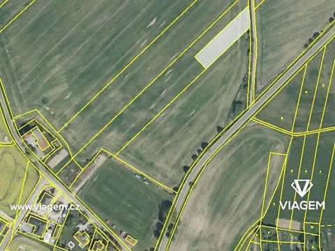 Prodej podílu pole, Ústrašín, 710 m2