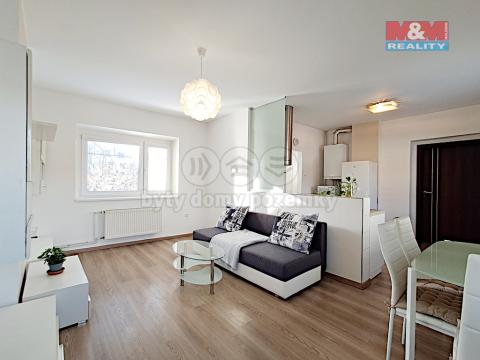 Pronájem bytu 2+kk, Praha - Uhříněves, Přátelství, 68 m2