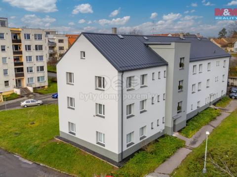 Prodej bytu 3+kk, Praha - Dubeč, náměstí U lípy svobody, 71 m2