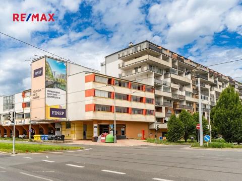 Pronájem bytu 2+kk, Praha - Vysočany, Poděbradská, 43 m2