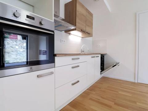 Pronájem bytu 2+kk, Praha - Záběhlice, Záběhlická, 67 m2