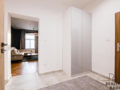 Prodej bytu 2+1, Znojmo, Tyršova, 69 m2