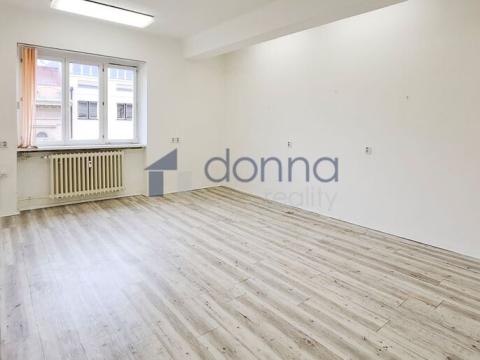 Pronájem kanceláře, Praha - Vinohrady, Blanická, 21 m2