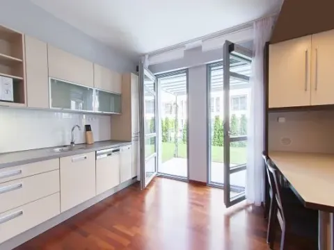 Pronájem bytu 3+kk, Praha - Nové Město, Na slupi, 73 m2