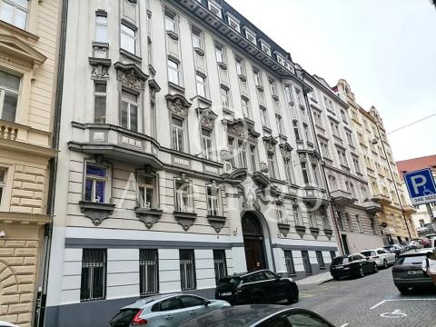 Pronájem bytu 3+1, Praha - Nové Město, Záhořanského, 124 m2