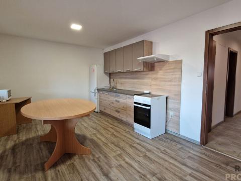 Pronájem bytu 3+1, Strážnice, 128 m2