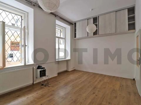 Prodej bytu 2+kk, Praha - Smíchov, Staropramenná, 42 m2