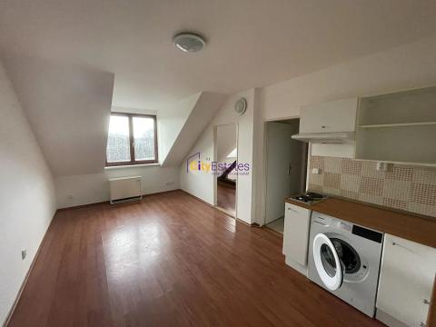 Pronájem bytu 1+kk, Praha - Libeň, Na vartě, 36 m2