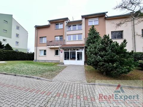 Prodej bytu 3+kk, Praha - Horní Počernice, V javorech, 75 m2