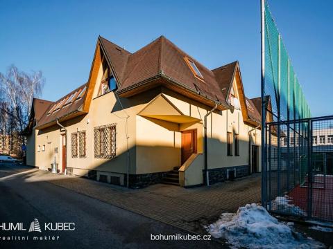 Pronájem bytu 3+kk, Tábor, Partyzánská, 102 m2