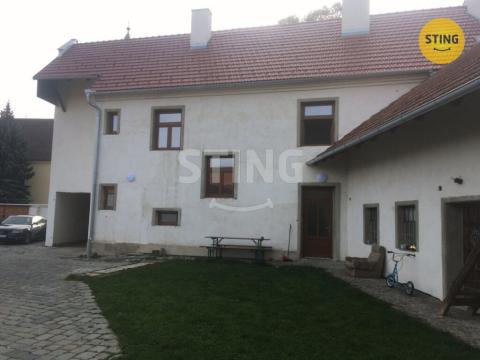 Pronájem bytu 1+1, Želeč, 40 m2