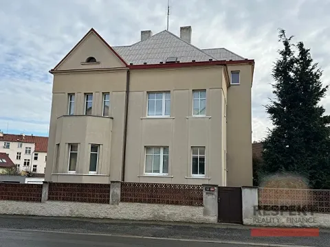 Prodej vily, Kladno, Petra Bezruče, 324 m2