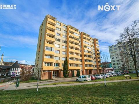 Prodej bytu 3+1, Hustopeče, Masarykovo nám., 62 m2